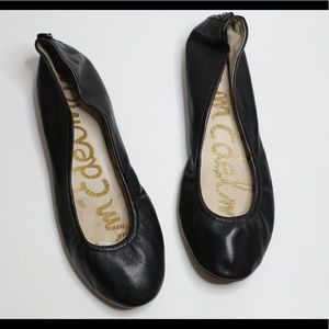 Sam Edelman black leather flats